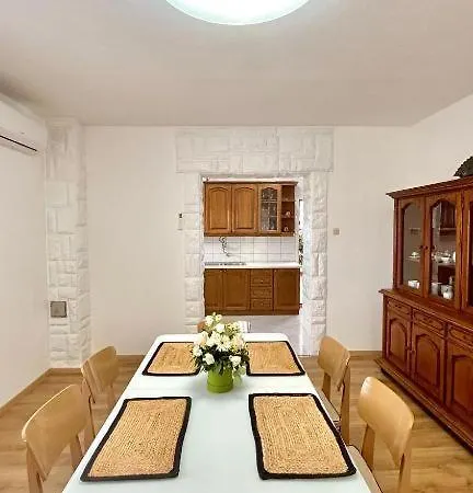 Apartman Kali Kali