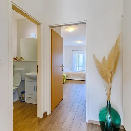 Apartman Kali Apartament *